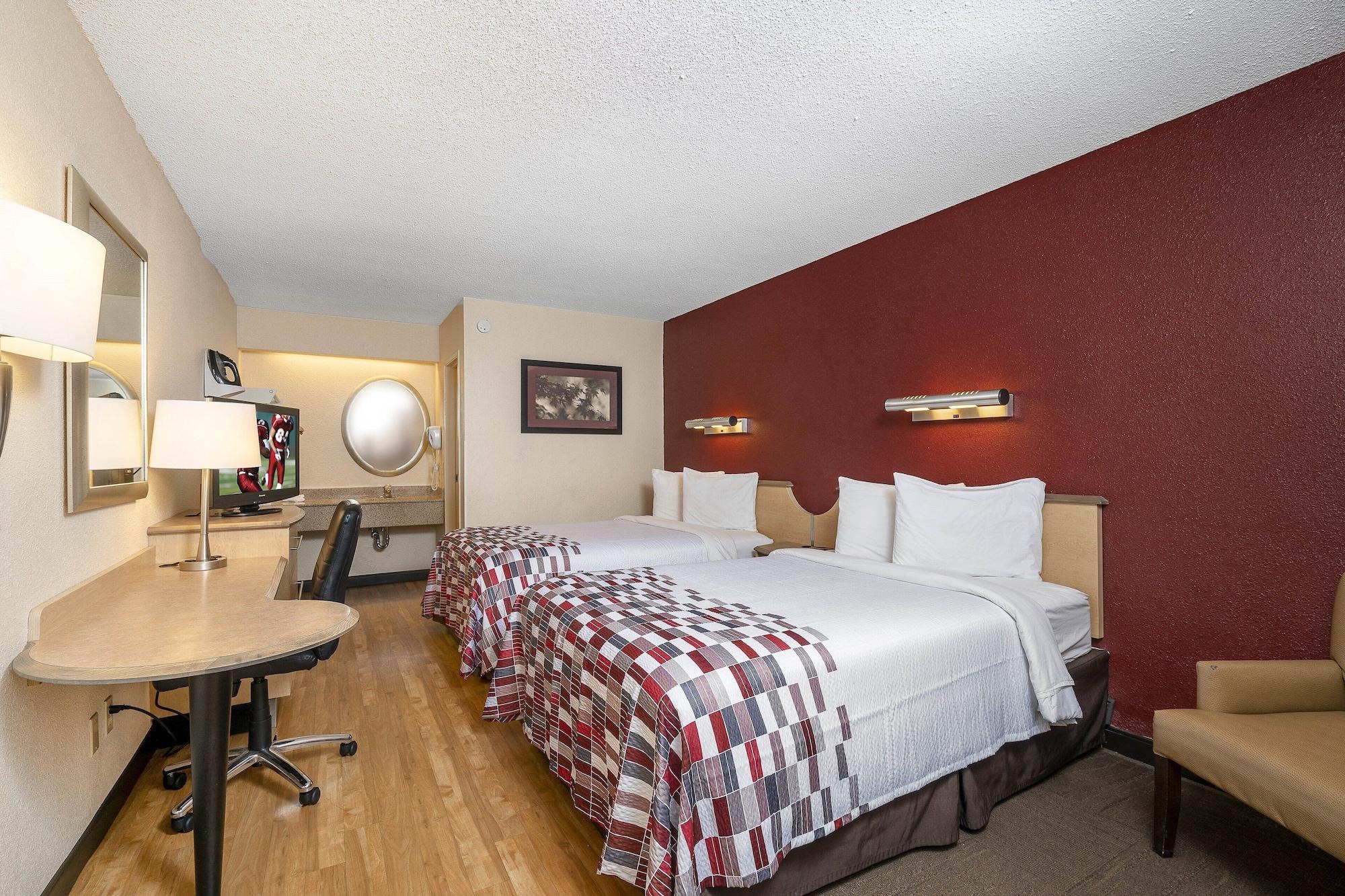 Red Roof Inn Detroit-Rochester Hills/ Auburn Hills ภายนอก รูปภาพ