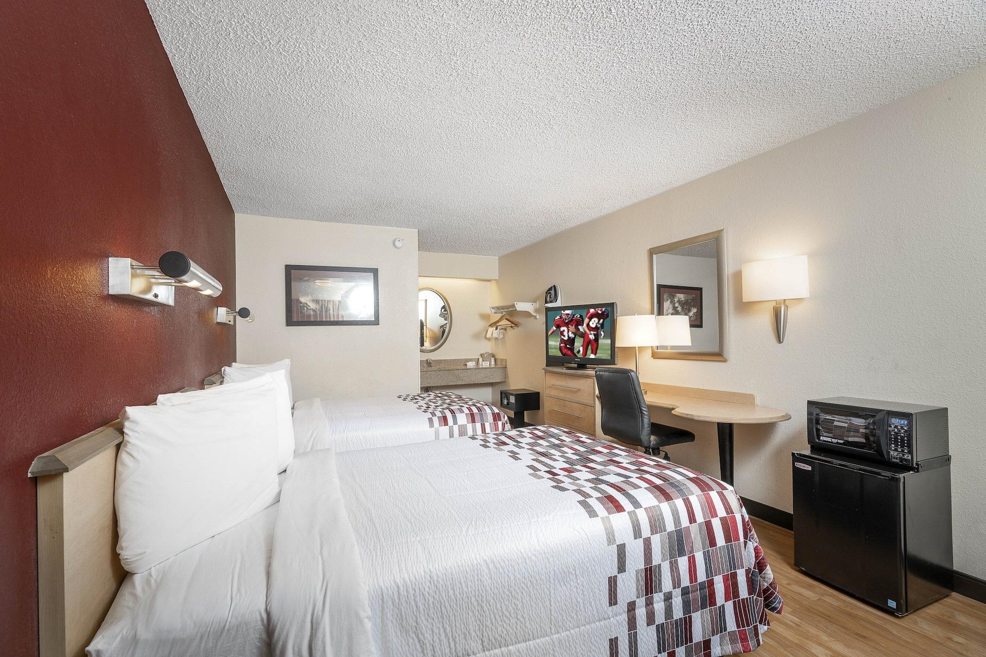 Red Roof Inn Detroit-Rochester Hills/ Auburn Hills ภายนอก รูปภาพ
