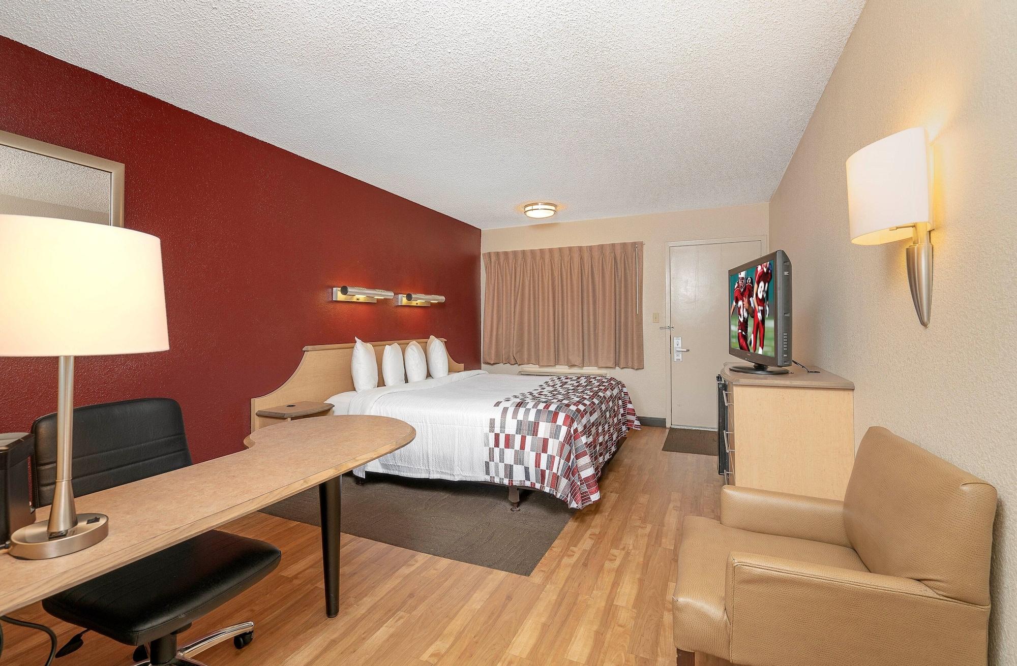 Red Roof Inn Detroit-Rochester Hills/ Auburn Hills ภายนอก รูปภาพ
