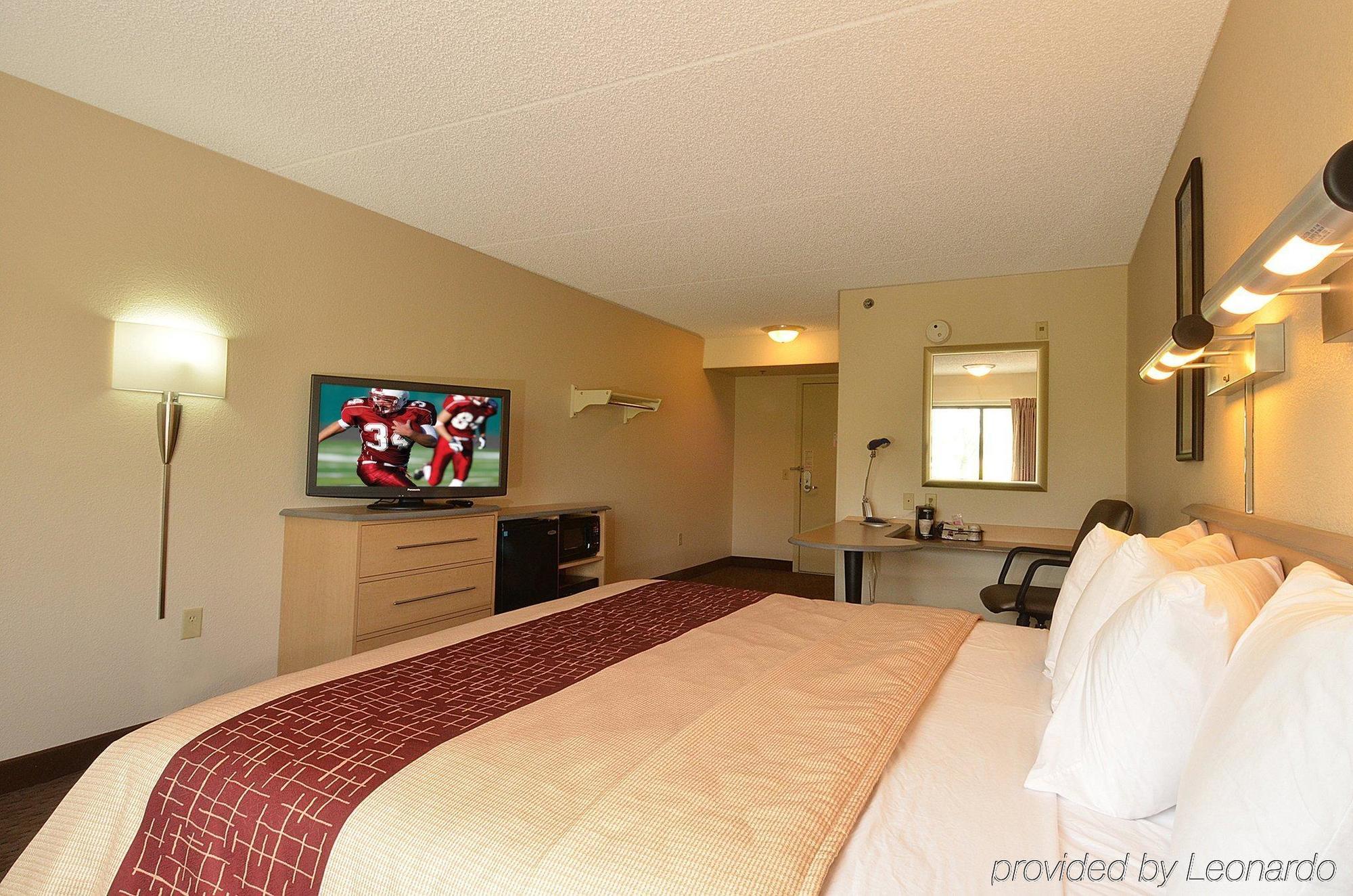 Red Roof Inn Detroit-Rochester Hills/ Auburn Hills ภายนอก รูปภาพ