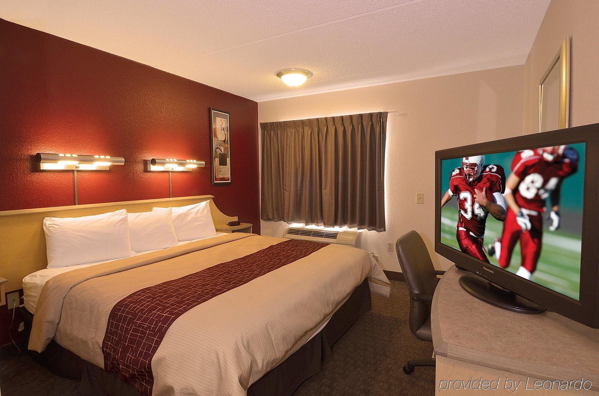 Red Roof Inn Detroit-Rochester Hills/ Auburn Hills ภายนอก รูปภาพ