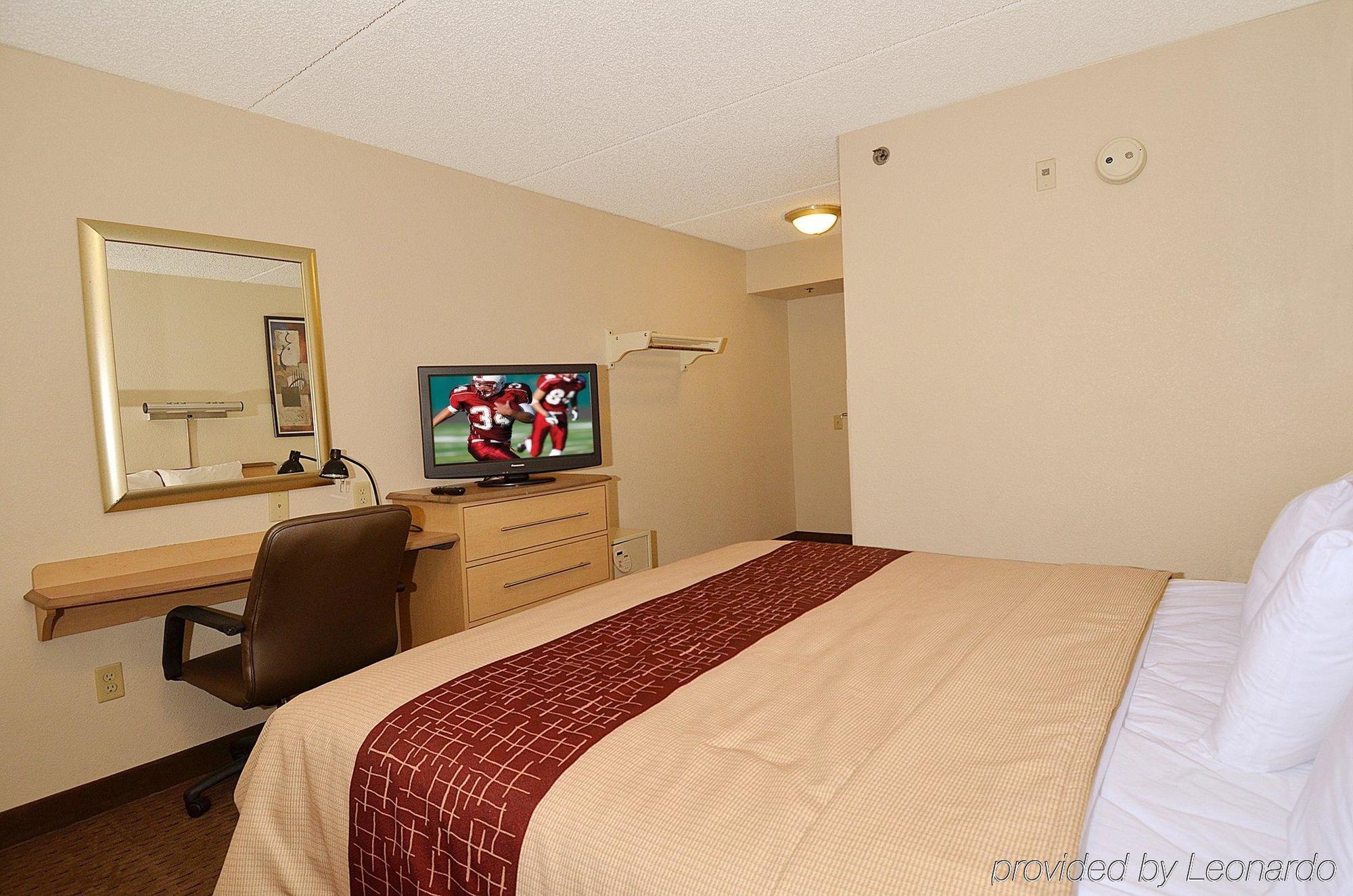 Red Roof Inn Detroit-Rochester Hills/ Auburn Hills ภายนอก รูปภาพ