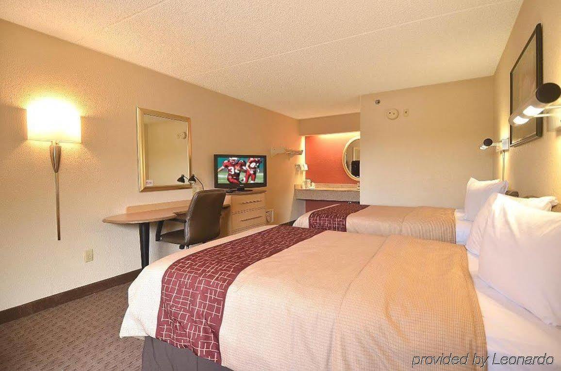 Red Roof Inn Detroit-Rochester Hills/ Auburn Hills ภายนอก รูปภาพ