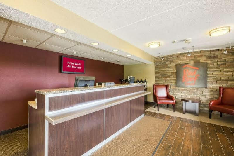 Red Roof Inn Detroit-Rochester Hills/ Auburn Hills ภายนอก รูปภาพ