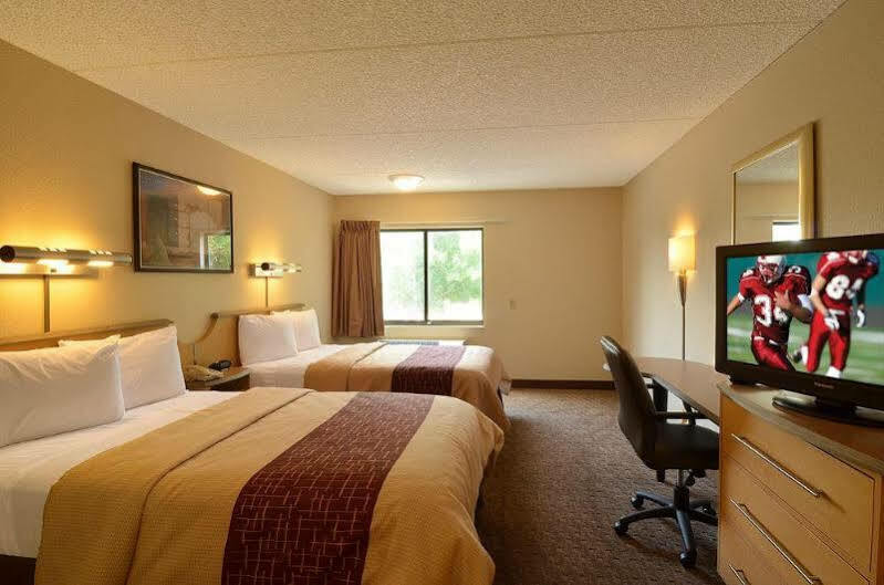 Red Roof Inn Detroit-Rochester Hills/ Auburn Hills ภายนอก รูปภาพ